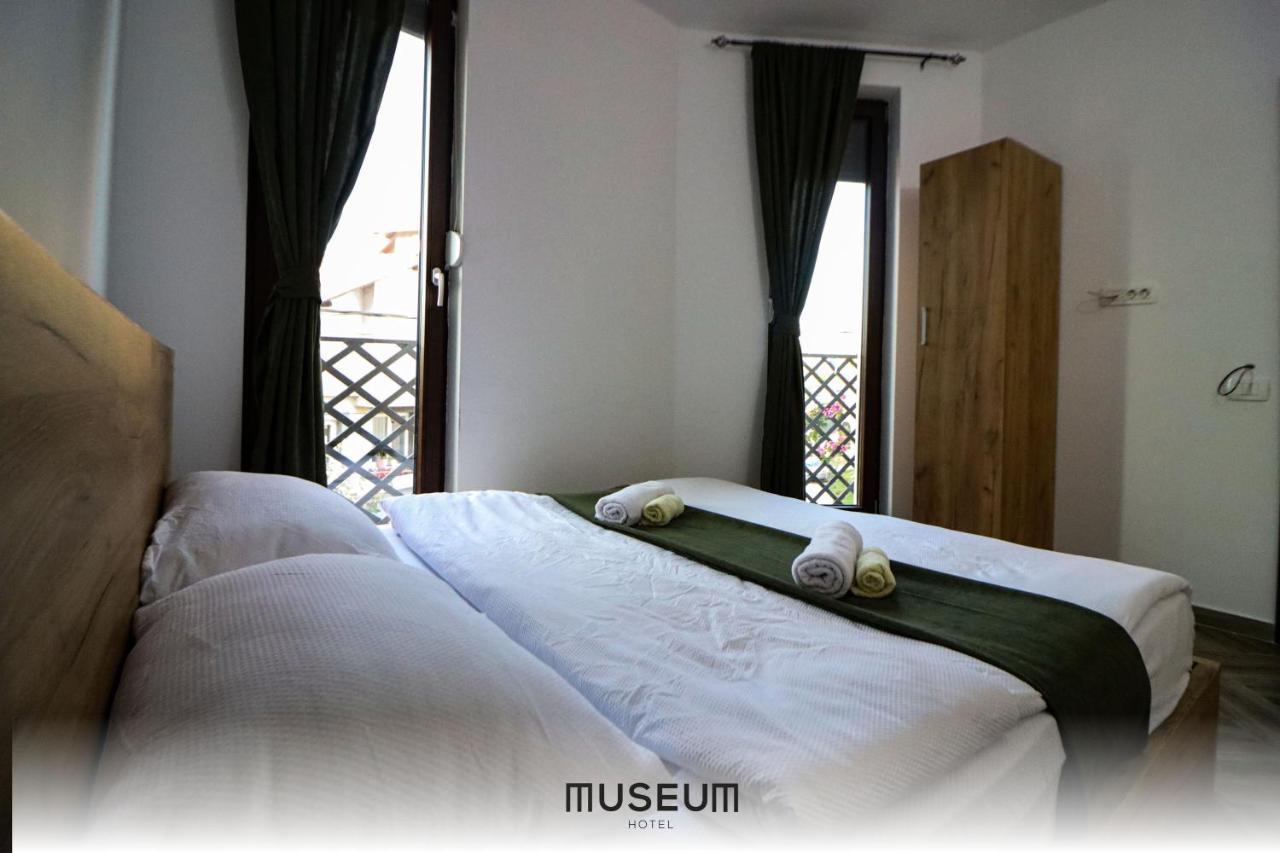 Museum Hotel Prishtinë Luaran gambar