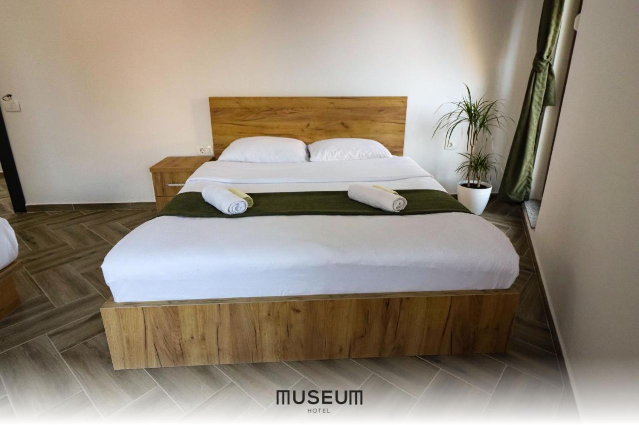 Museum Hotel Prishtinë Luaran gambar